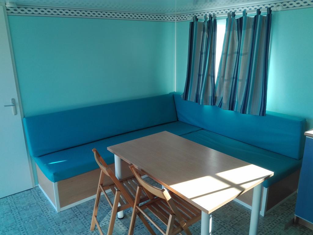 Camping Cubillas Cubillas de Santa Marta 外观 照片