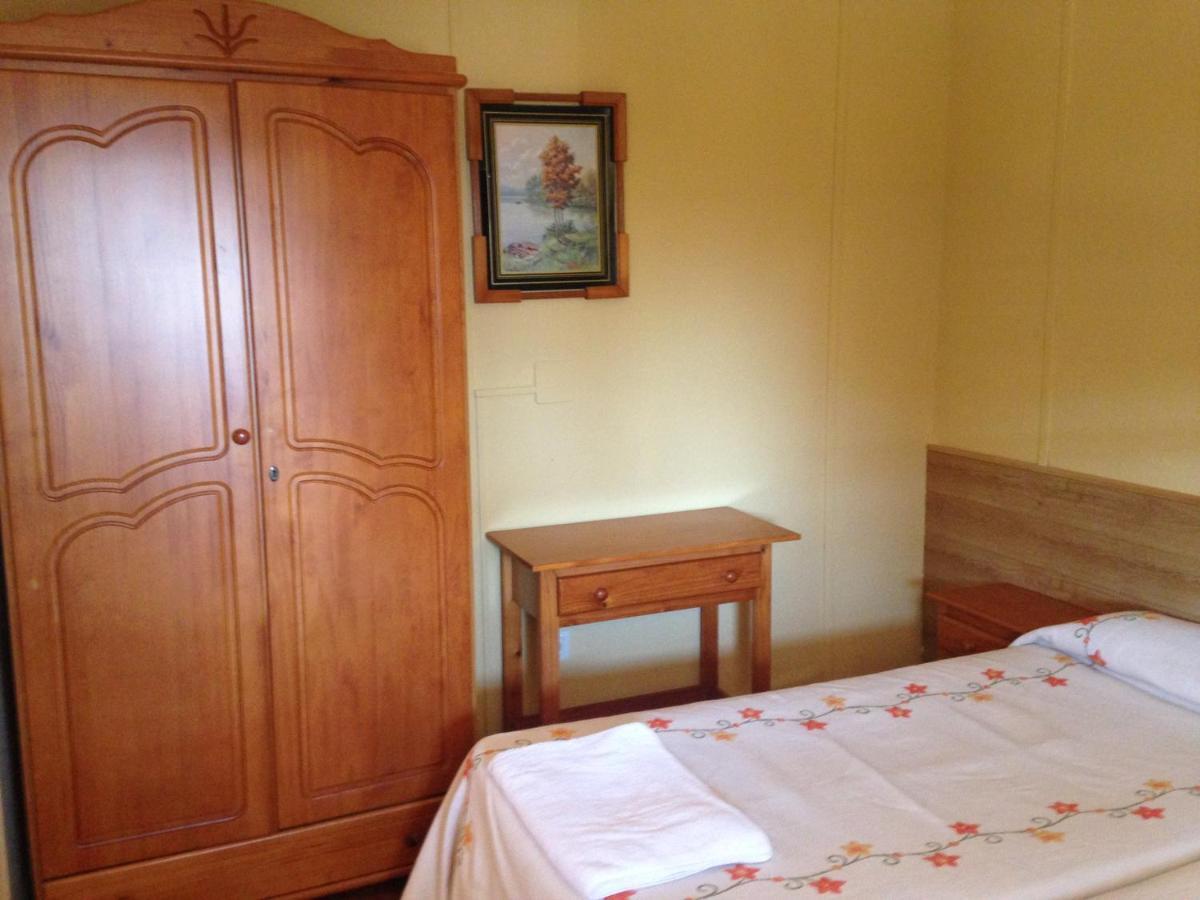 Camping Cubillas Cubillas de Santa Marta 外观 照片